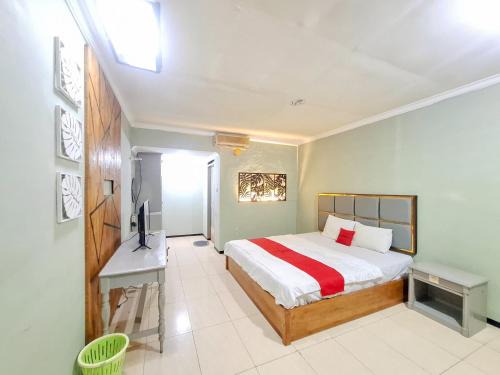 RedDoorz near Stadion Semeru Lumajang Jawa Timur