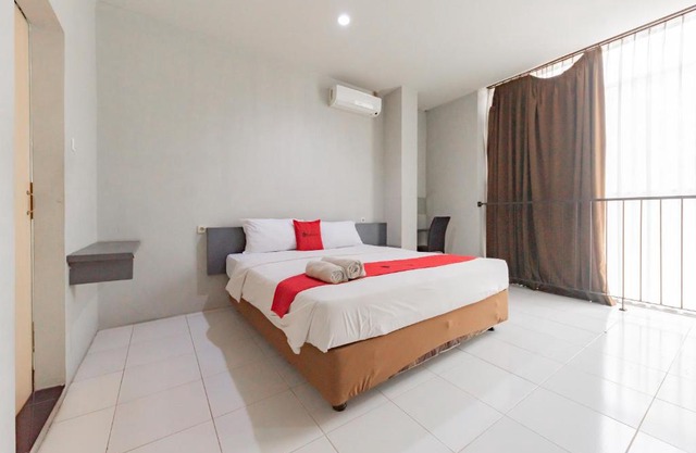 RedDoorz @ Pelajar Pejuang 3