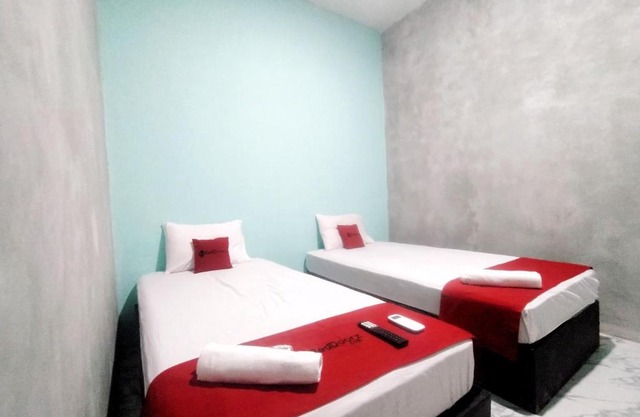 RedDoorz Syariah near Exit Tol Bojong Pekalongan