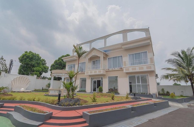 RedDoorz Syariah @ Villa Grand Mutiara Tasikmalaya