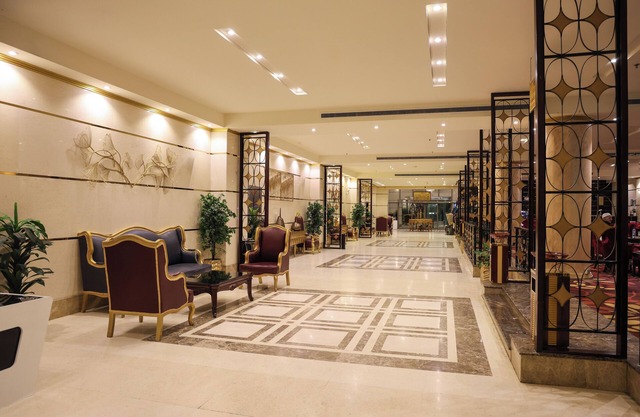 Reef Global Hotel