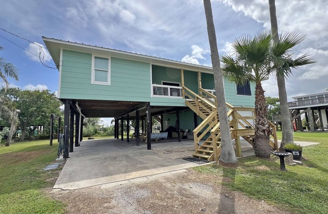 Reel Relax`n - Beach Access - Island Realty