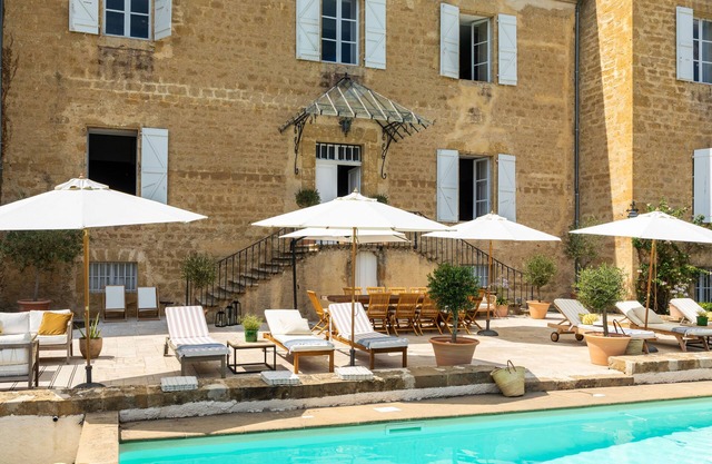 Refurbished Chateau, Sleeps 20 with Luxury Pool