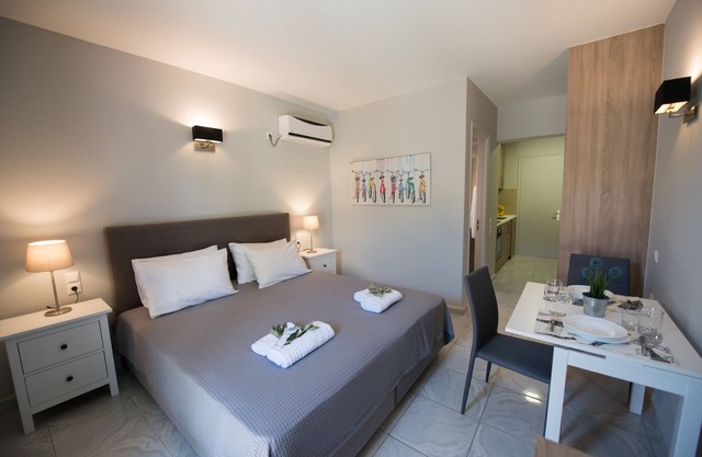 REGALO STUDIO KARIOTES/FLAT 2