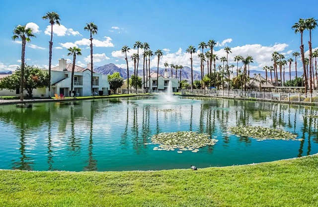 Relax in the Desert, newly updated home in Desert Breezes Resort Palm Desert