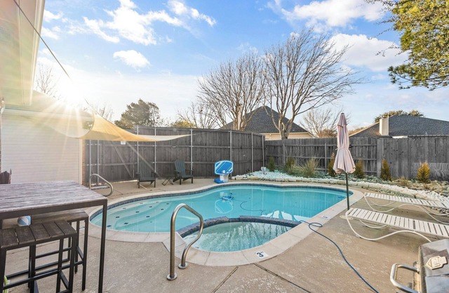 Relax &Play: Pool& Spa,Game Room,Near Six Flags, AT&T Stadiums, Globe Life Field