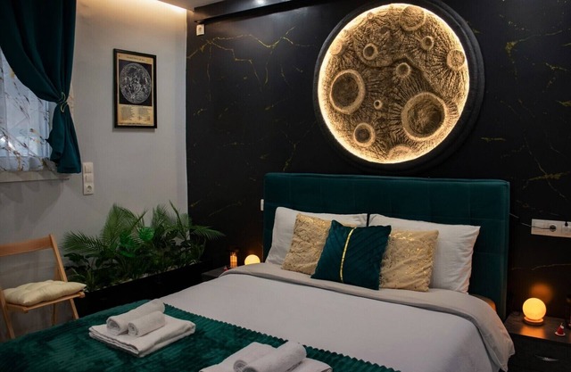 Relaxing Moon Haven Near Acropolis and Stavros Niarchos Foundation