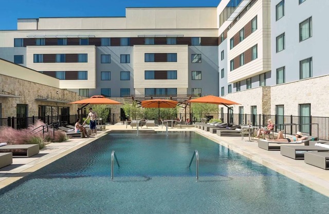 Relaxing Pool View Stay | Explore Galleria, Walk Trails and Enjoy Free Parking!