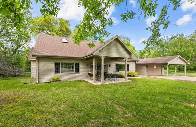 Relaxing property on a quiet road! Leave the hustle and bustle behind!