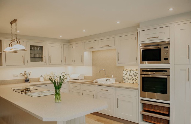 Remarkable 3-Bed House in Easton-on-the-Hill