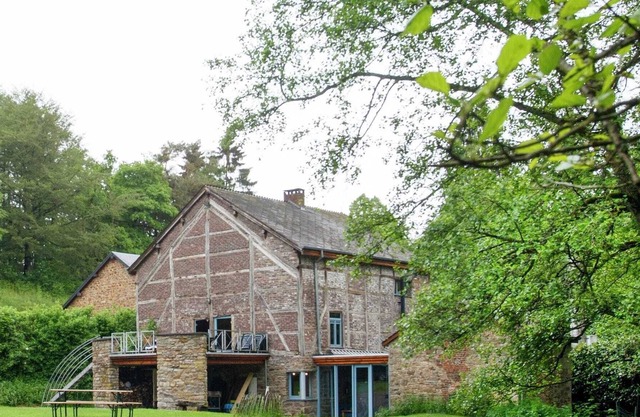 Renovated cottage in the middle of nature