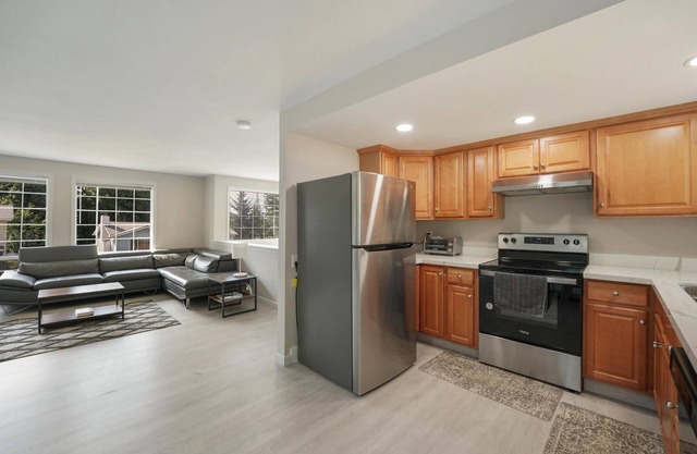 Renovated Large Home w/Big Yard on Private Street