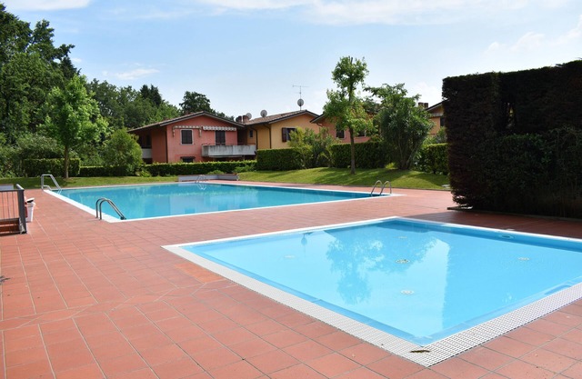 Renovierte Wohnung/Pool/TV/Wlan/Garage/Familiy Friendly