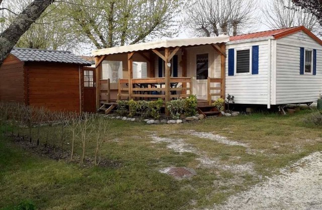 -rent mobile home-in camping paradis-
