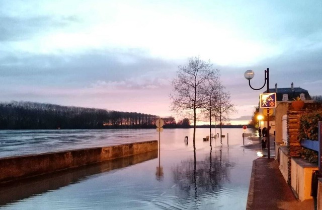 Rental in a former sailor's inn from 1610, on the banks of the Loire