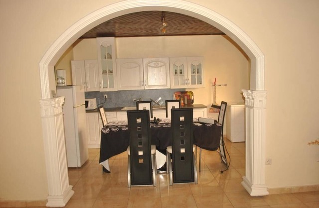 Residence BOREL (Furnished Furnished Apartments)