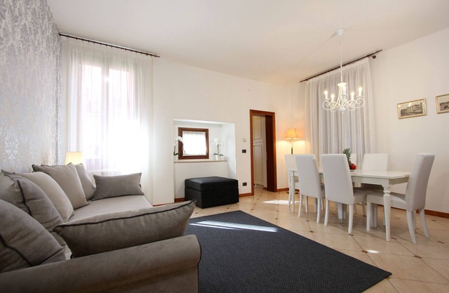 Residence Falier (600m from Rialto´s Bridge)