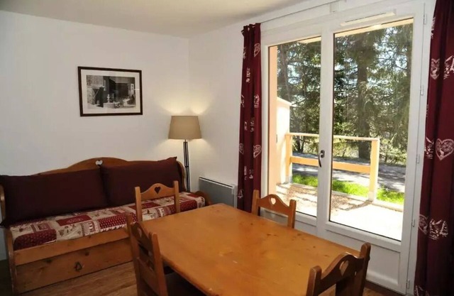 Residence Le Bois De La Reine* - 2 Room Apartment 2/4 People