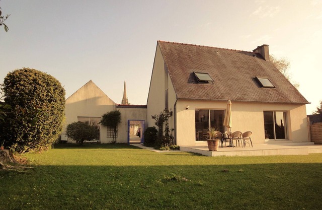 residential house center town