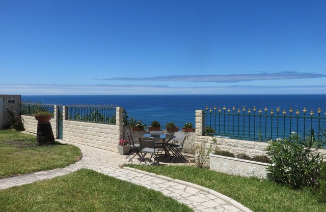 Rest and relaxation in a romantic setting