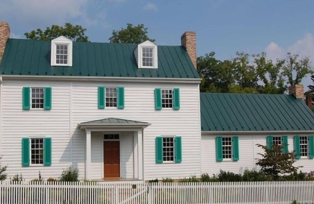 Restored 1840 House with Gardens in Historic Downtown