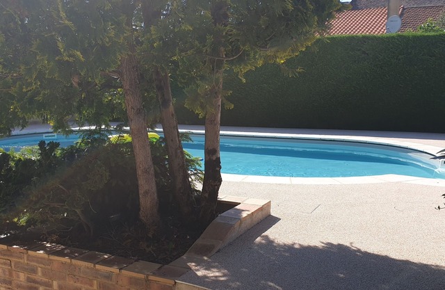 Restored stone house with unheated swimming pool, 10 kms from Bergerac.