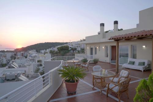 Rethymnian Luxury Seaview Apartment