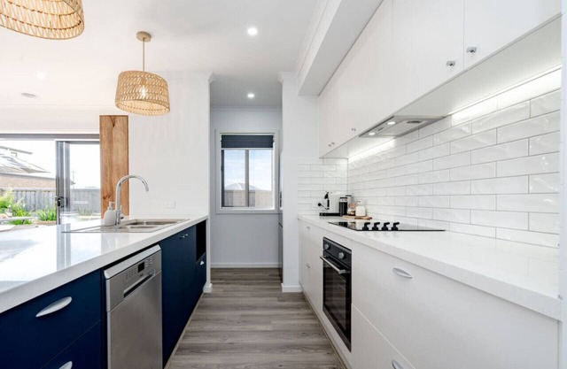 Retreat to the Coast - Sleeps 6