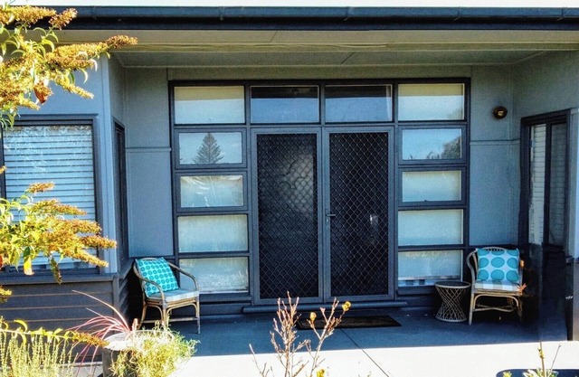 Retro beach house.nCentral and close to beach. nRoom for all the family.