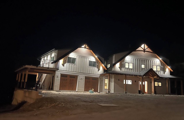 Revelstoke’s Seasonal Carriage House