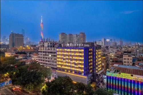 Rezen Langham Honor International Hotel Canton Fair Complex Kecun Metro Station Branch - Free Shuttle Bus to Canton Fair Complex During Canton Fair Period & Free Deliver Service to Guangzhou Baiyun International Airport