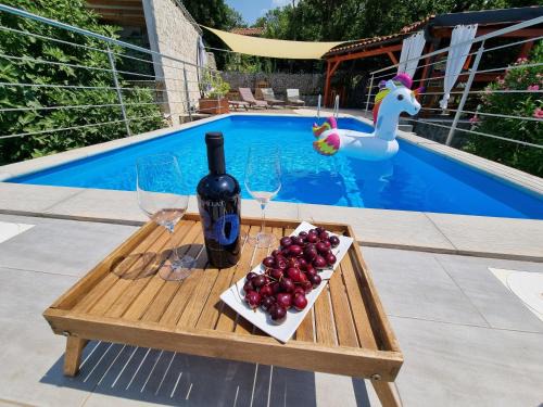 RIGO Holiday house with private pool, jacuzzi and sauna