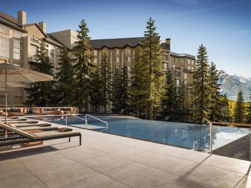 Rimrock Banff, Emblems Collection