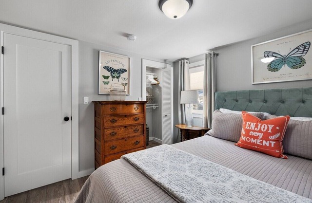 Riptide Cottage: Adorable Yr Round Cottage in Bradford