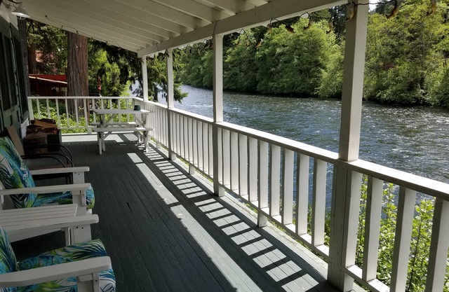 River House on the McKenzie