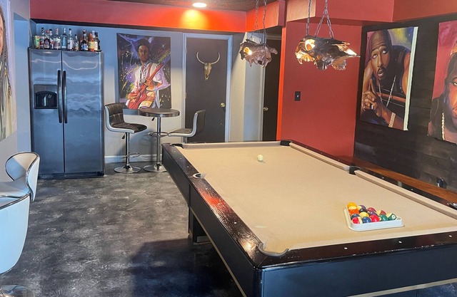 Riverside Palace with full game room