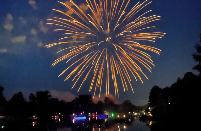 Riverside Point Resort Cabin 7! Swim, dine, Adventure+