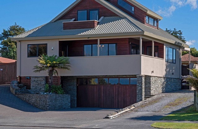 Riverside Retreat Turangi