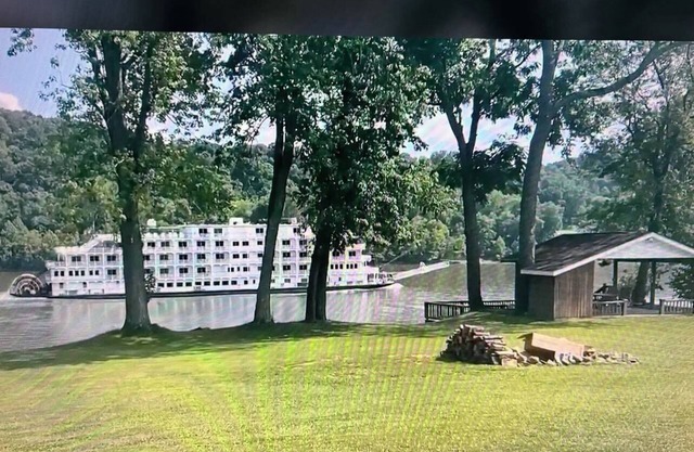 Riverview Escape Cabins on the Ohio River Pet Friendly Fishing Weddings Relax