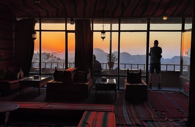 Rocky Mountain Hotel