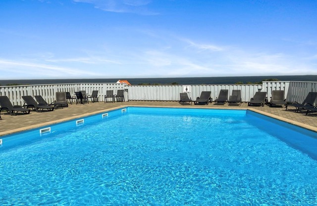 "Roger" - 400m from the sea by Interhome