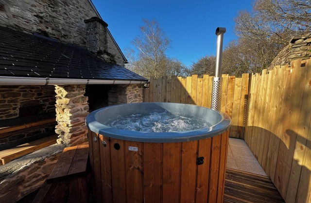 Romantic getaway in the countryside: Gite for Two with Private Nordic Bath