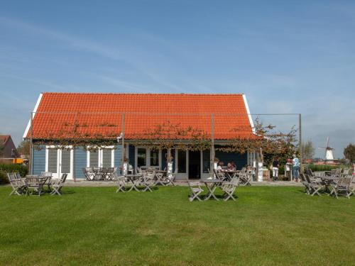 Romantic studio with garden