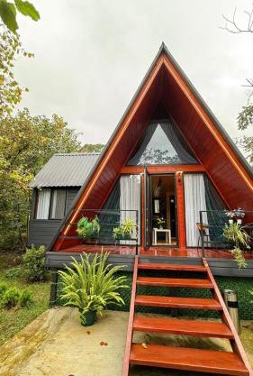 Romantic Villa 2BR by the Sea