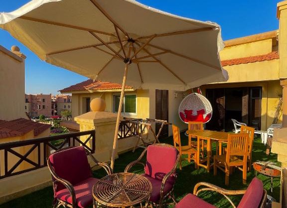 Roof M17 At Lazorde Bay Resort