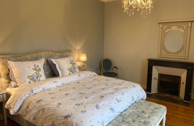 Room 4 double bedroom with en-suite