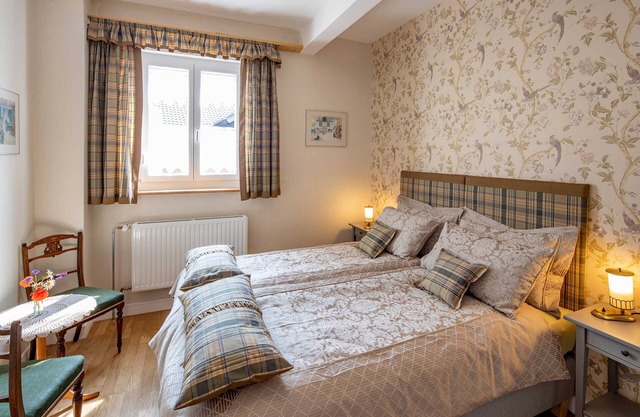 Room: Blackbird - Old Castle Brewery B&B