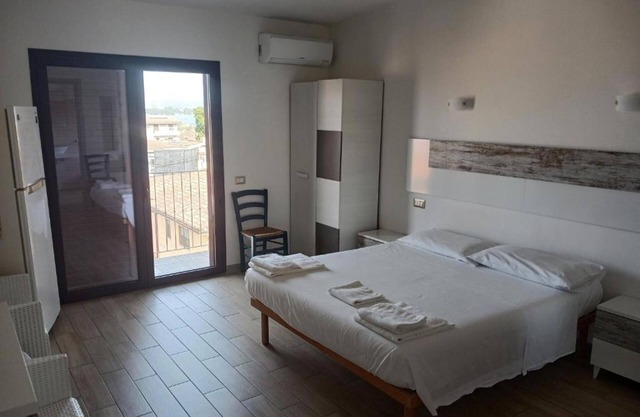 Room 'Junior Suite Marisa' with Balcony, Wi-Fi and Air Conditioning