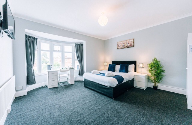 Room One Humber Road