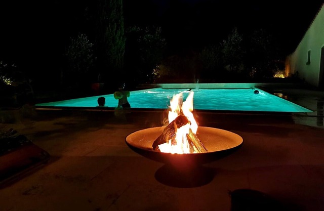 Room with heated pool in Brenne Regional Park